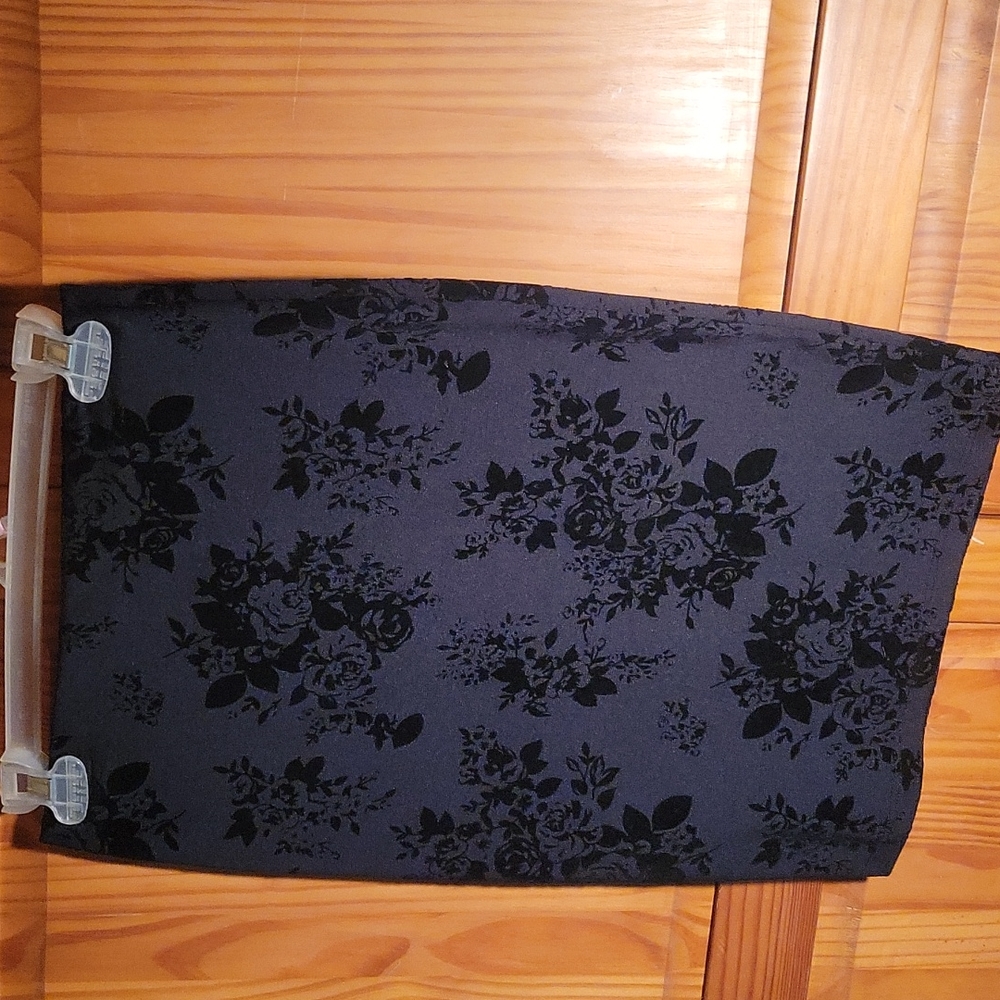 Small Black Skirt